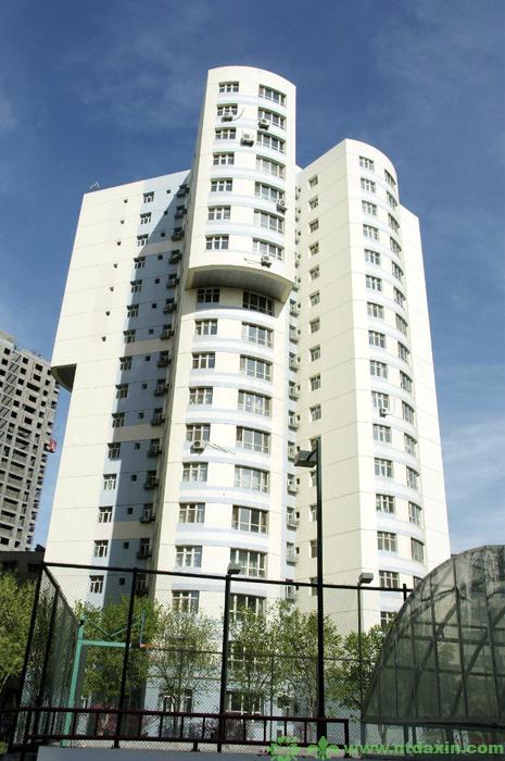 南門國際城F1高層住宅樓（新疆建筑工程天山獎、江蘇省省外“揚子杯”）